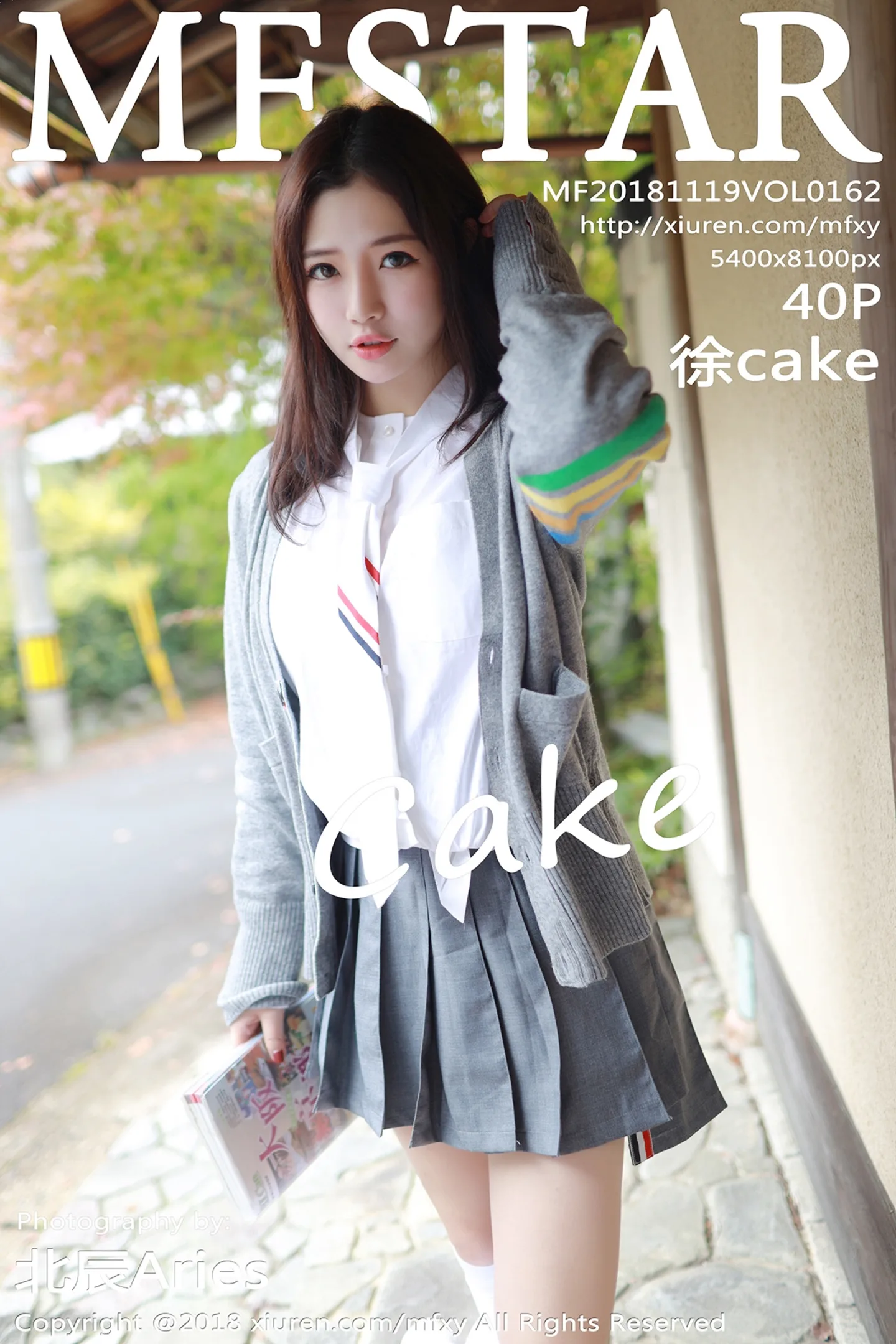[MFStar模范学院]Vol.162_女神徐cake日本旅拍性感衬衣配短裙半露白嫩美乳诱惑写真40P-秀人网 - XiuRen.Space